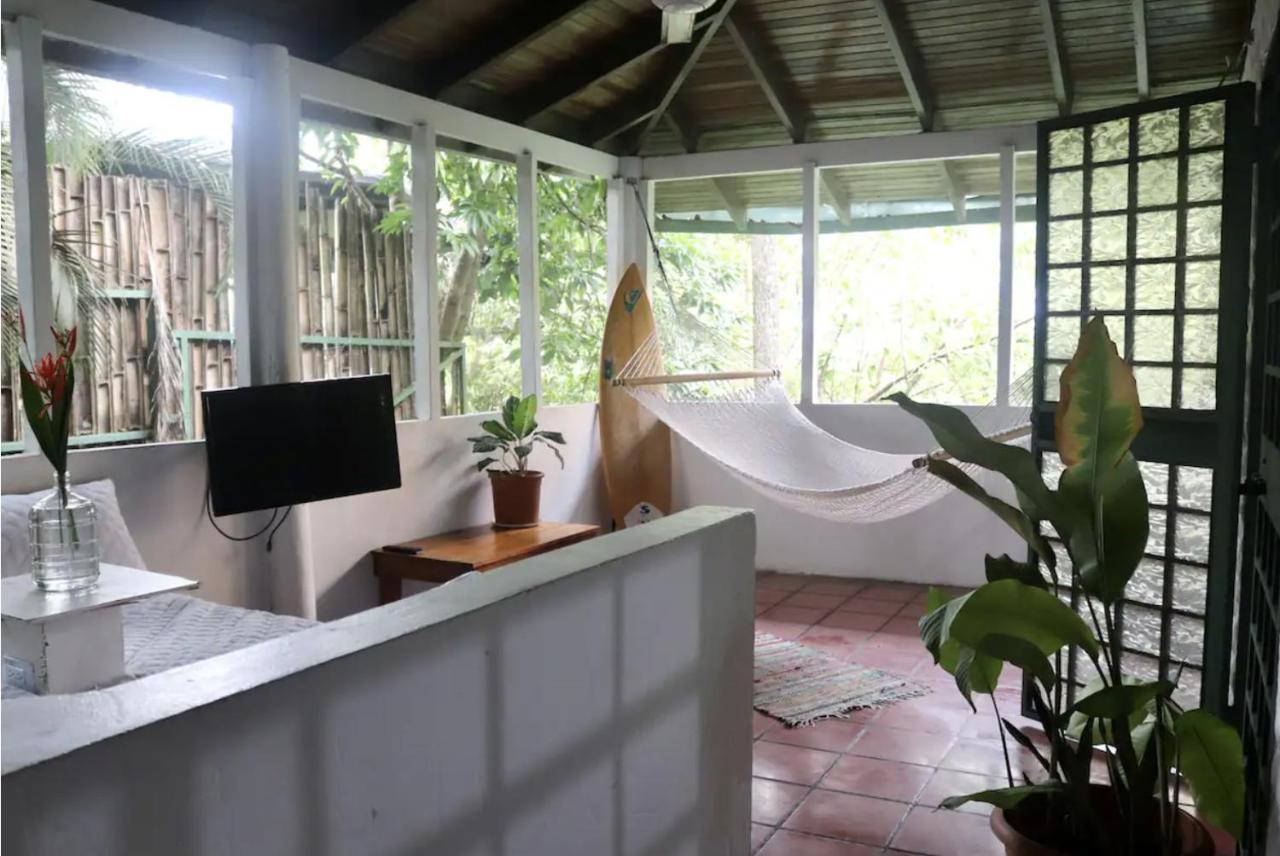 Casa Geraldo Bed and Breakfast Manuel Antonio Exterior foto